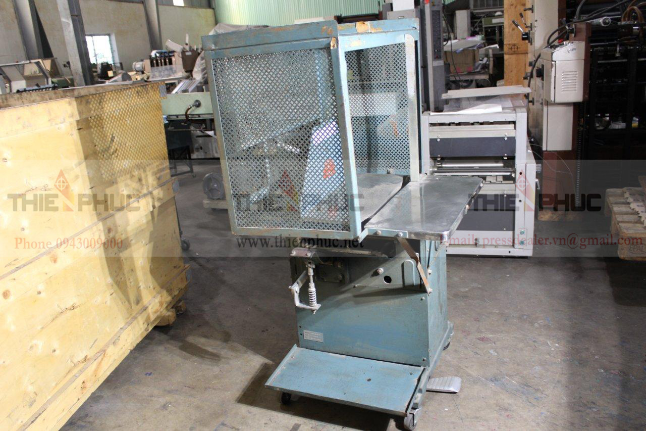 Máy buộc dây TP264