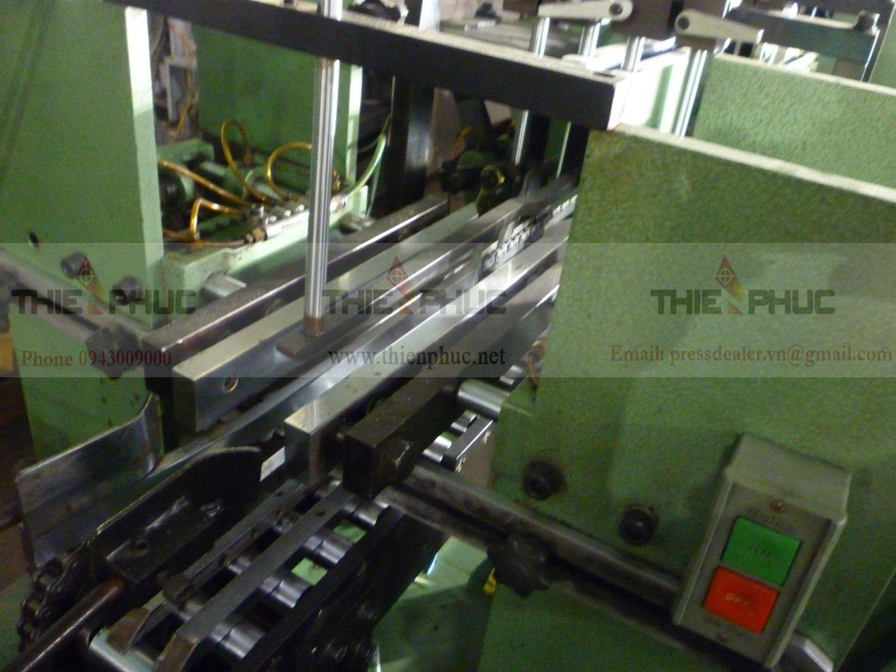 Máy cắt bụng gấp mép TP196