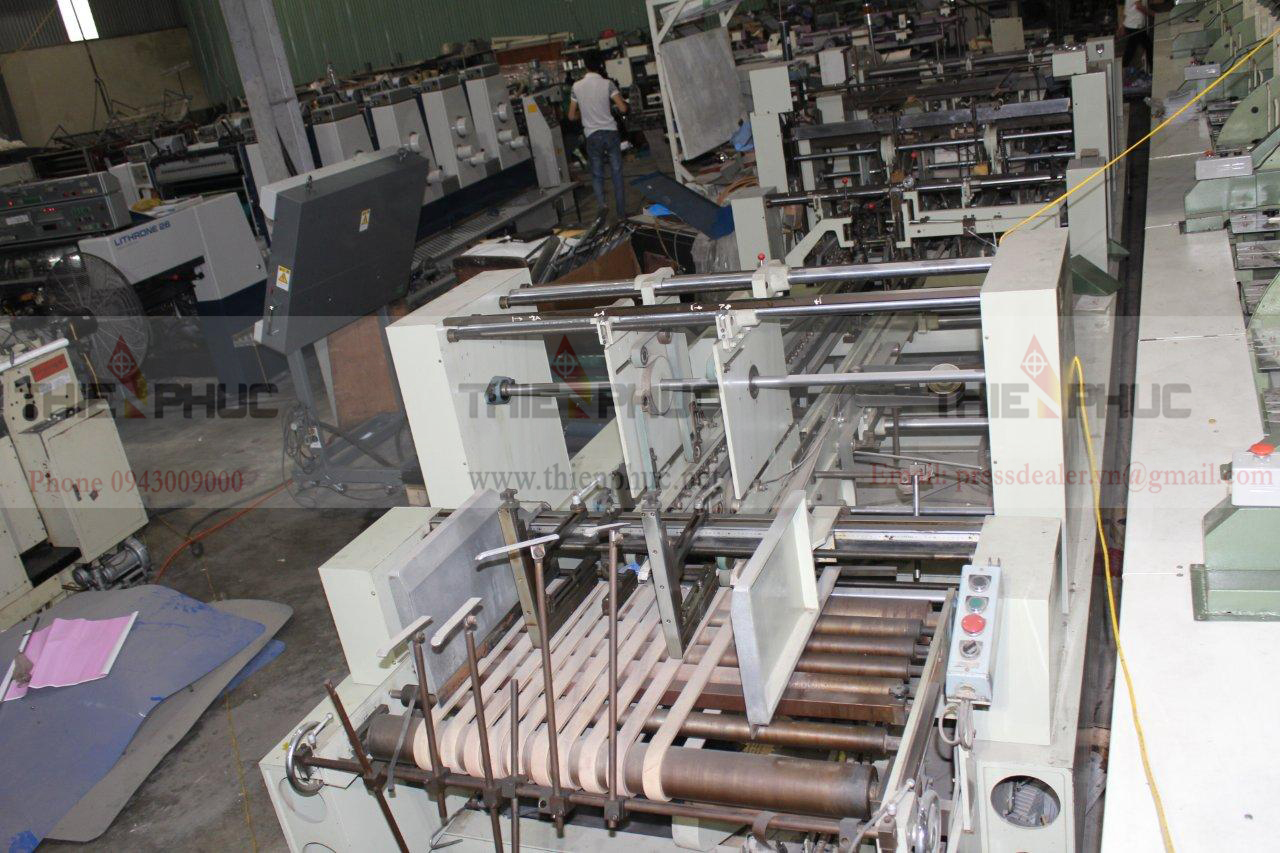 Máy dán hộp TP003