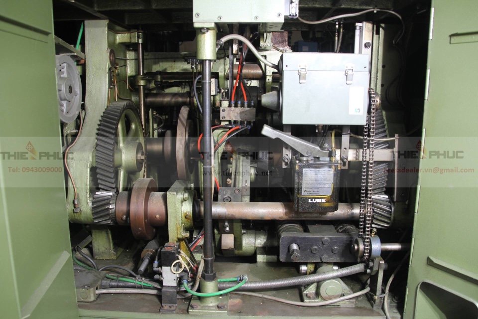 Máy dao cắt 3 mặt Yoshino